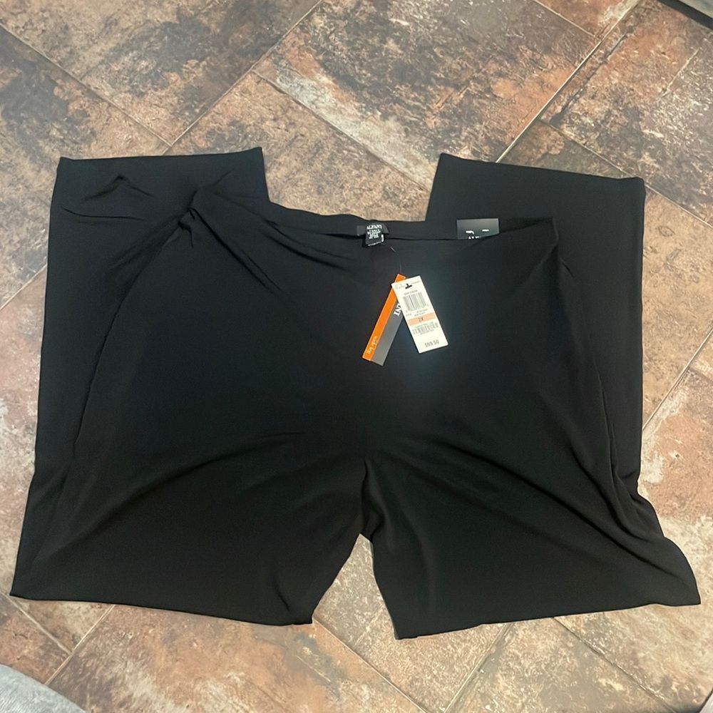 Black wide leg pants stretchy